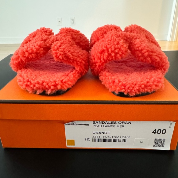 Brand new HERMES SANDALES ORAN PEAU LAINEE ORANGE size EU40 (fits like a US9) - Picture 3 of 4